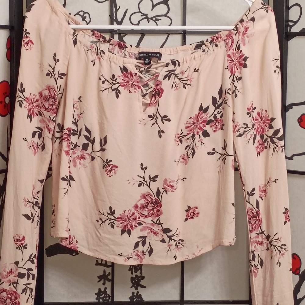 Kendall & Kylie Floral Blouse - Cream and Pink